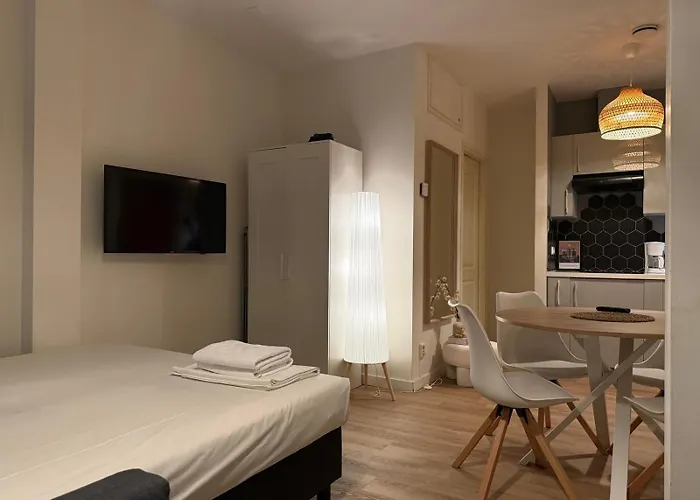 Central Studios La Haye