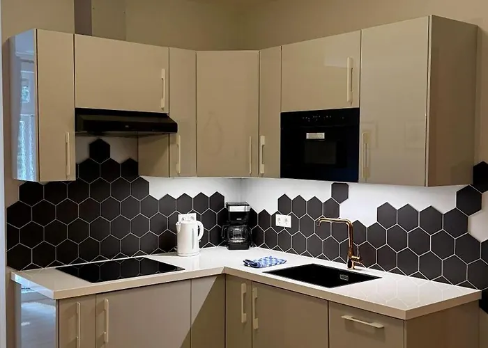 Central Studios Appartement *